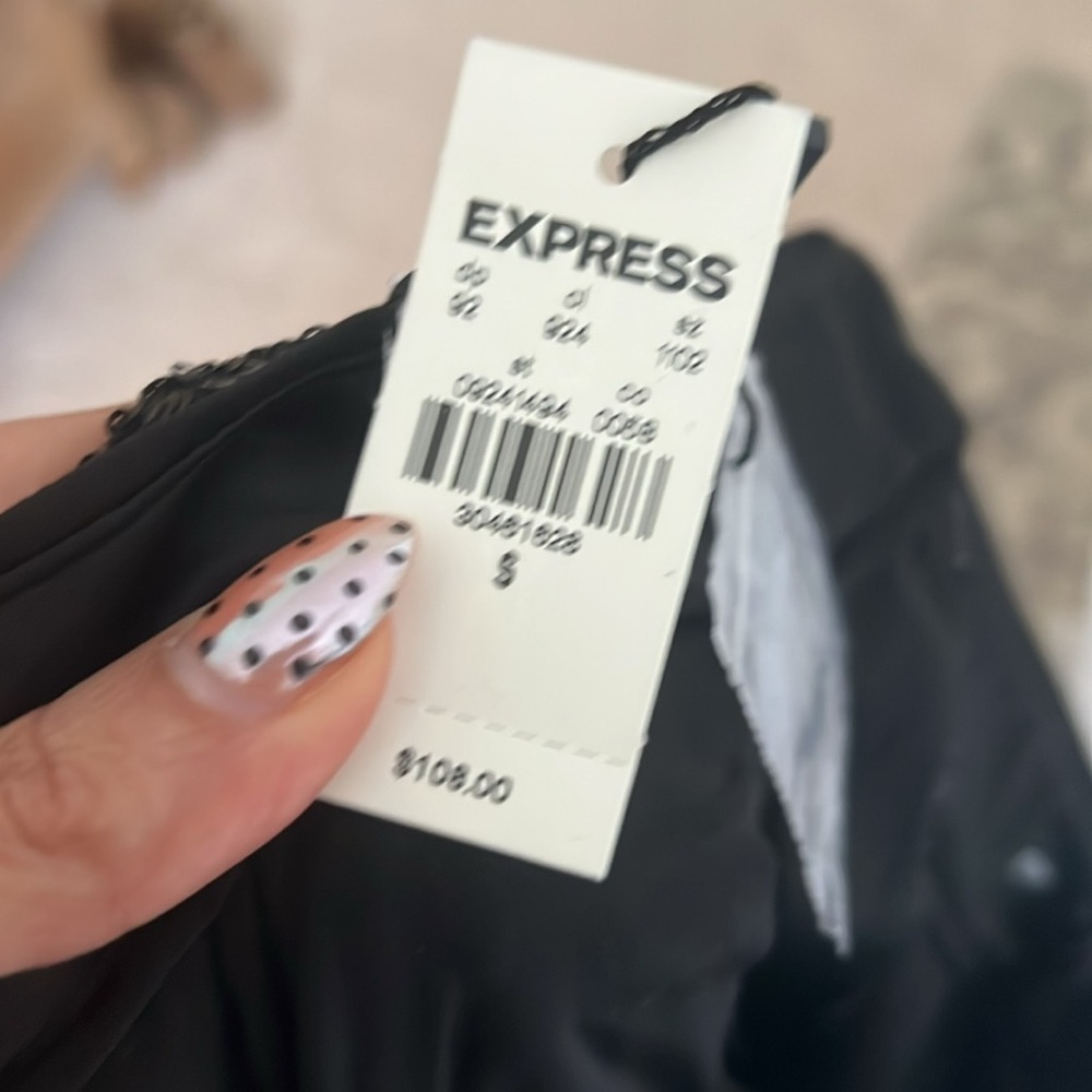 Express Cropped High Rise Sequin Pants - Picture 11 of 12